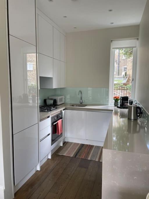 Stylish 3-Bedroom Flat In Kensington London Ngoại thất bức ảnh