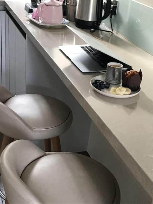 Stylish 3-Bedroom Flat In Kensington London Ngoại thất bức ảnh