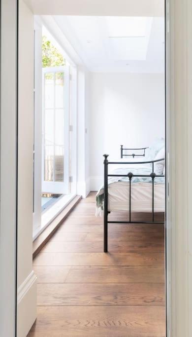 Stylish 3-Bedroom Flat In Kensington London Ngoại thất bức ảnh